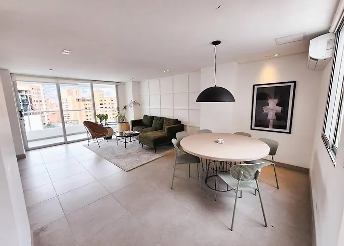 Penthouse In Heart Of Laureles