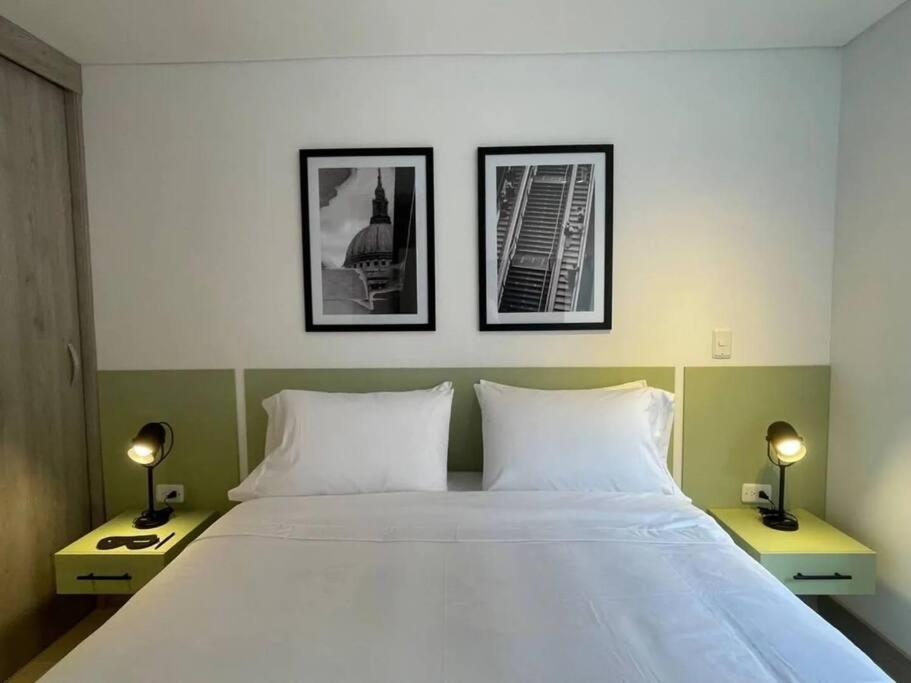 Penthouse In Heart Of Laureles *