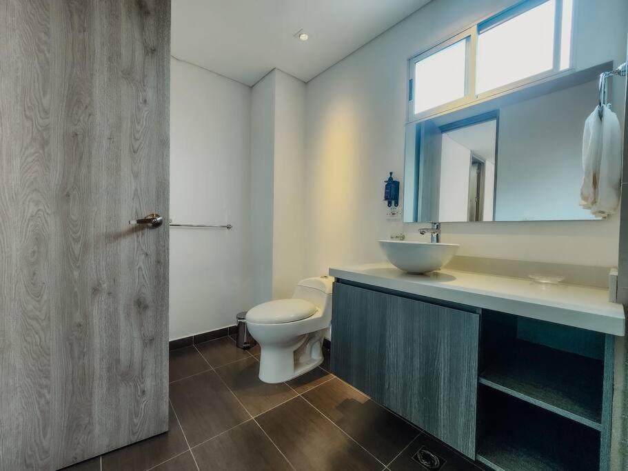 Penthouse In Heart Of Laureles * Medellín
