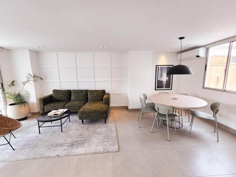 Penthouse In Heart Of Laureles Apartamento *