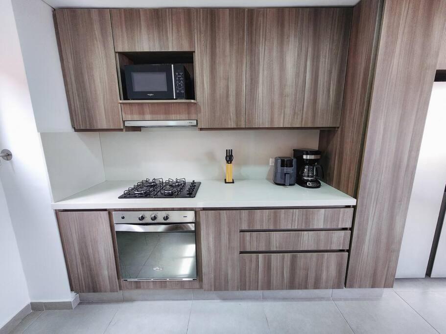 Penthouse In Heart Of Laureles Medellín